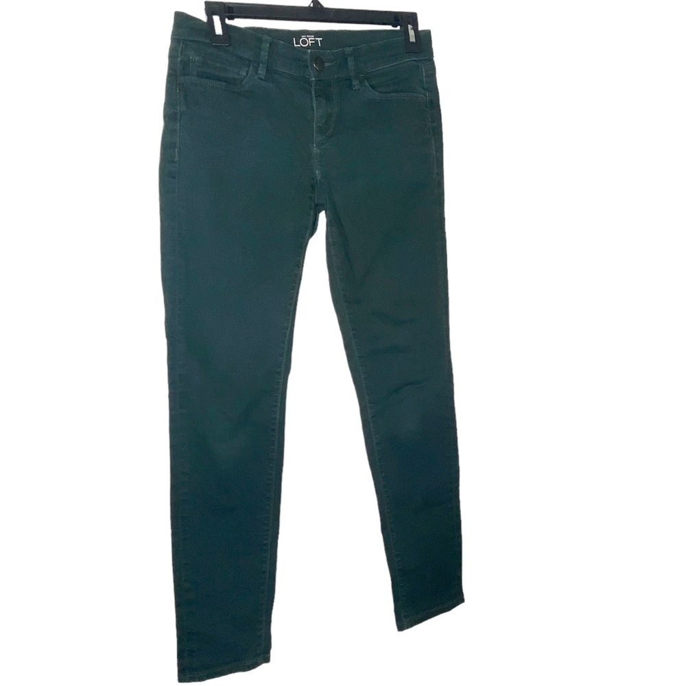 ANN Taylor Loft green modern skinny jeans pants. Size 0